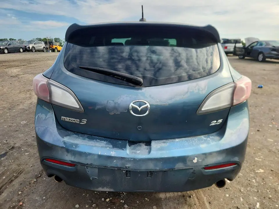 2010 MAZDA 3 S  