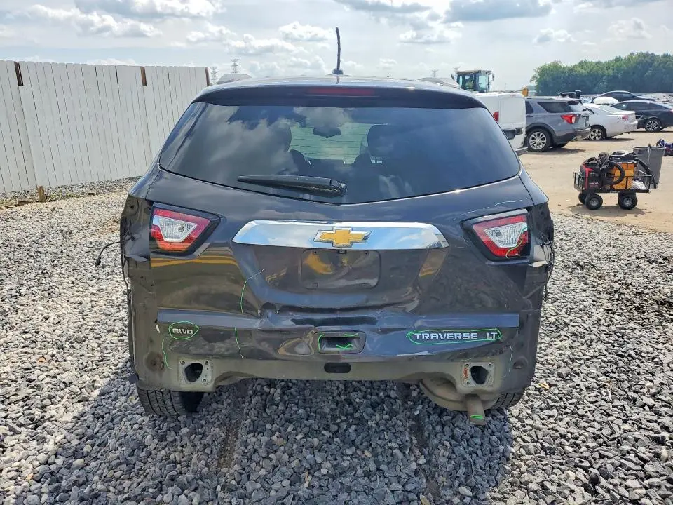 2015 CHEVROLET TRAVERSE LT  