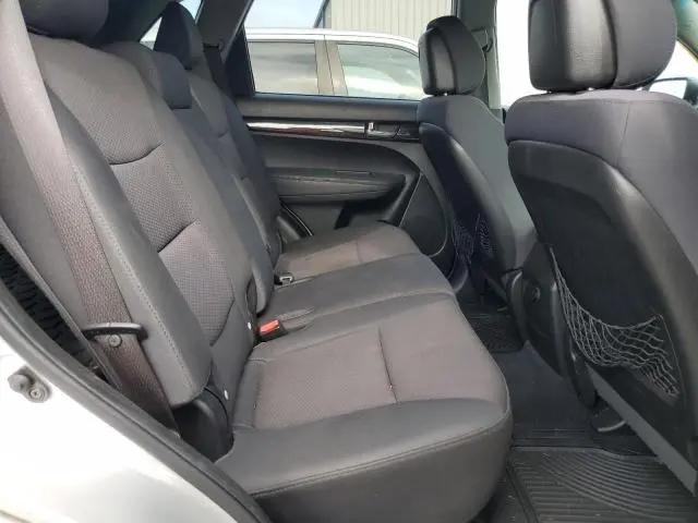 2011 KIA SORENTO BASE  