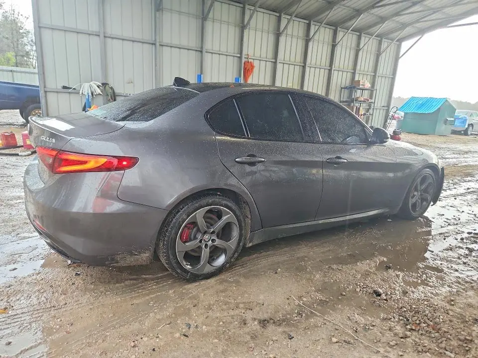 2018 ALFA ROMEO GIULIA   