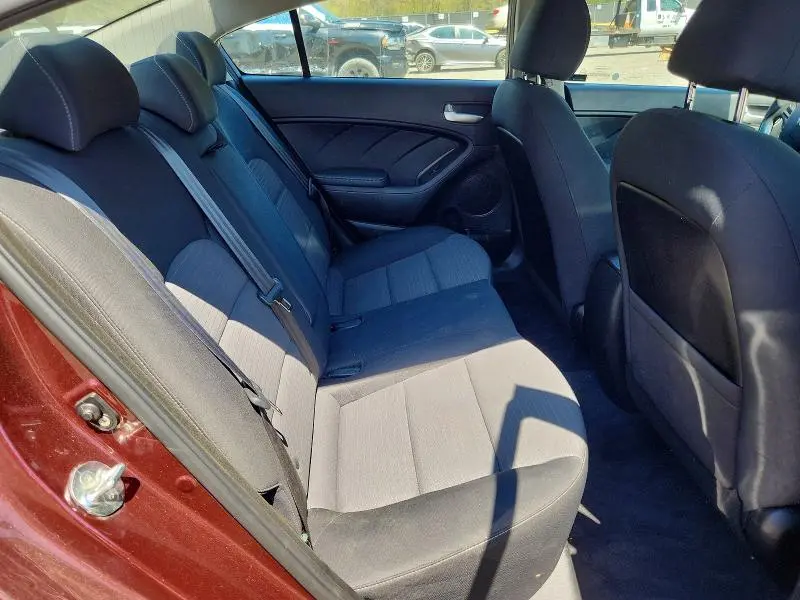 2018 KIA FORTE LX  