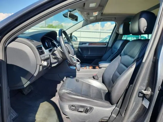 2011 VOLKSWAGEN TOUAREG V6 TDI  