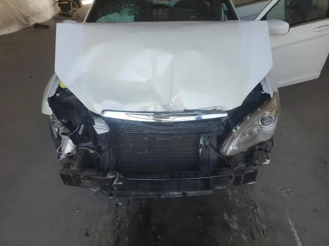 2012 CHRYSLER 200 LX