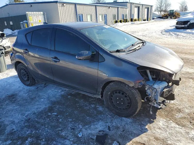 2015 TOYOTA PRIUS C   