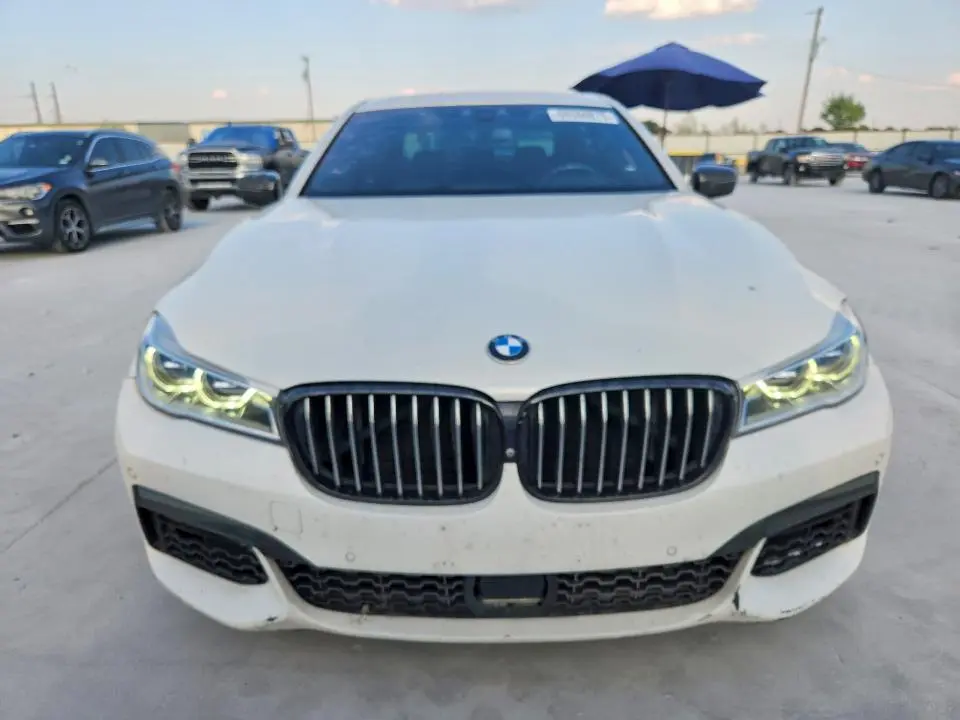 2019 BMW 750 I  
