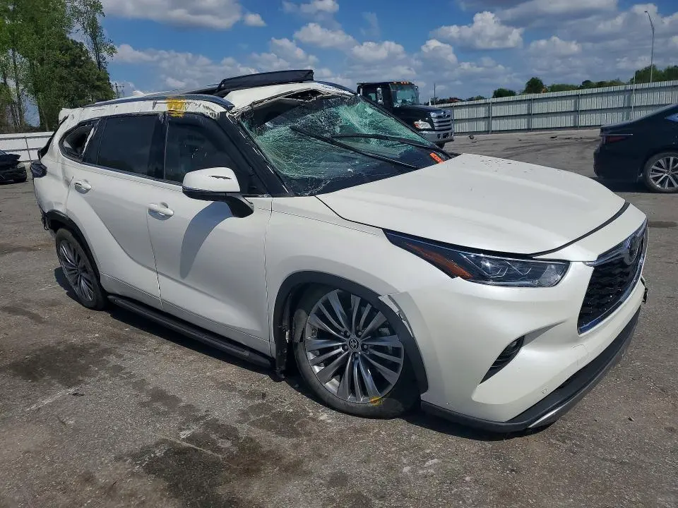 2021 TOYOTA HIGHLANDER PLATINUM  