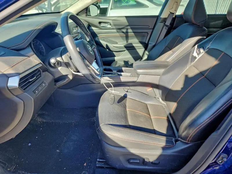 2019 NISSAN ALTIMA SR  