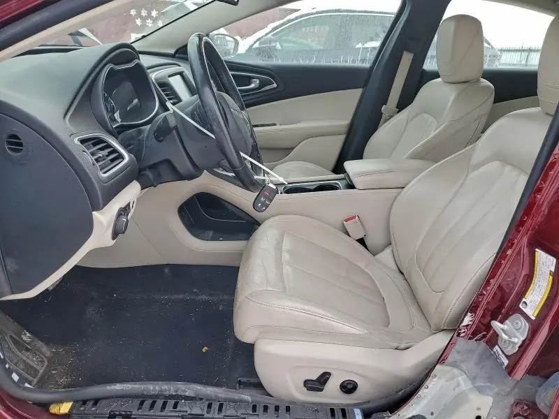 2016 CHRYSLER 200 LIMITED  