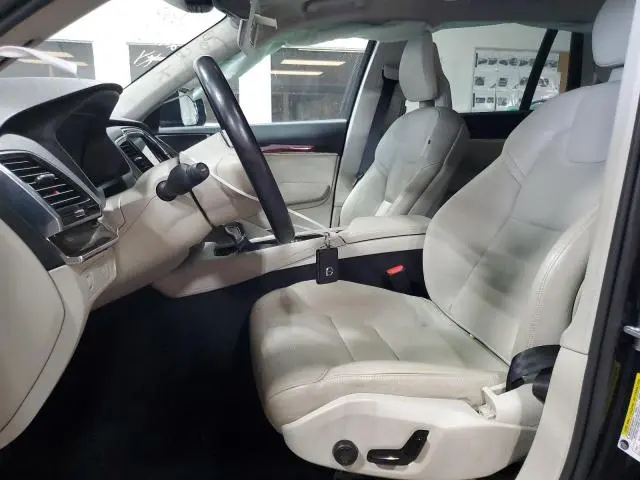 2016 VOLVO XC90 T6  