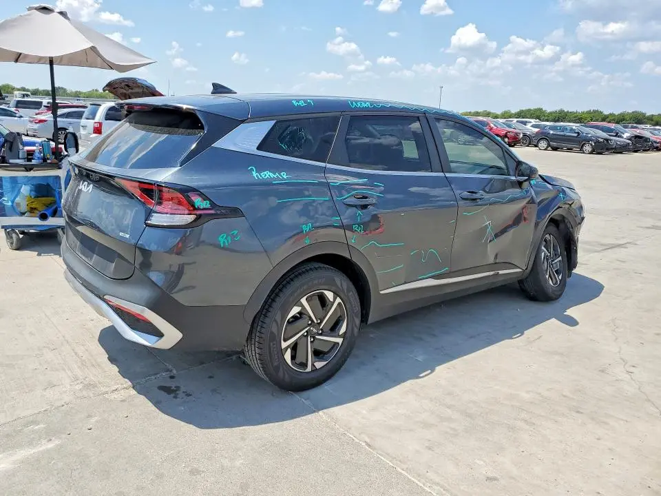 2023 KIA SPORTAGE LX  