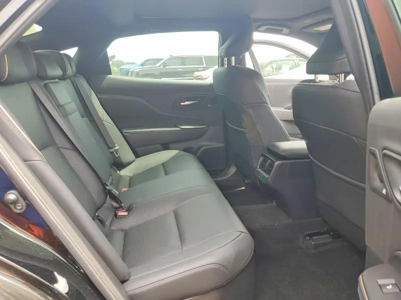 2023 TOYOTA CROWN LIMITED  