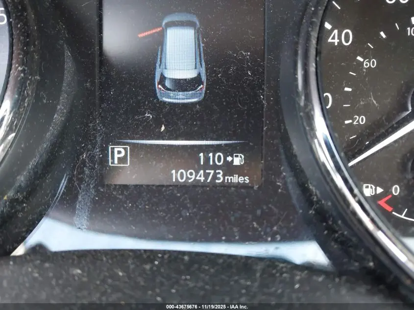 2017 NISSAN ROGUE SV