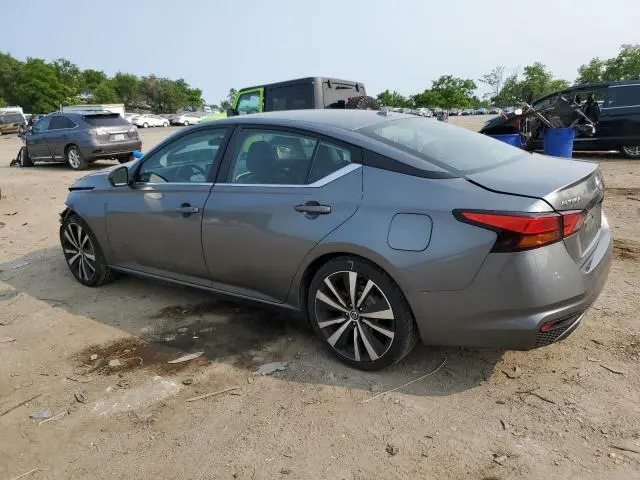 2022 NISSAN ALTIMA SR  