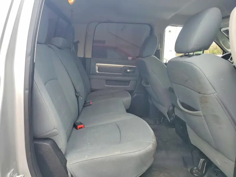 2013 RAM 2500 SLT  