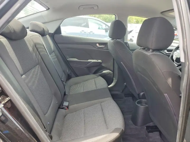 2018 HYUNDAI ACCENT SE  