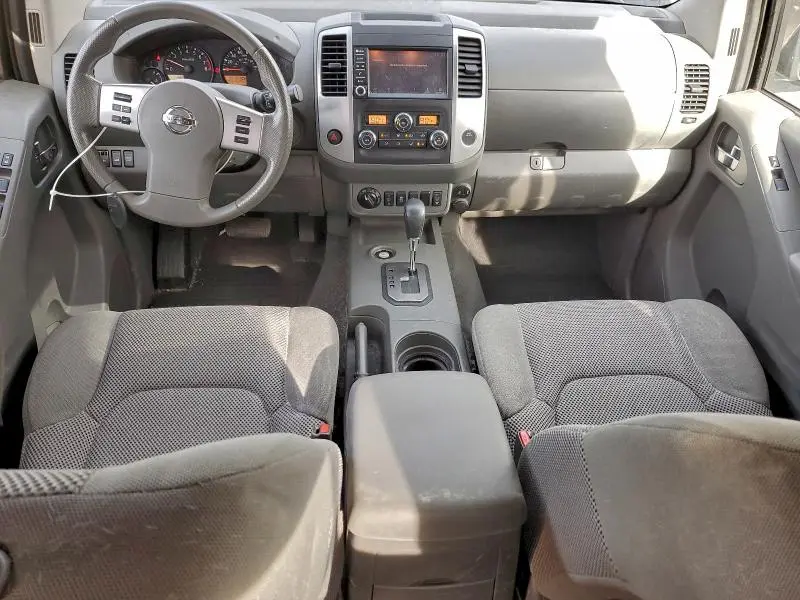 2020 NISSAN FRONTIER S  