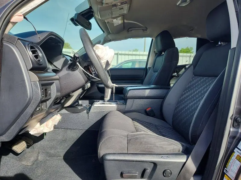 2019 TOYOTA TUNDRA SR5  