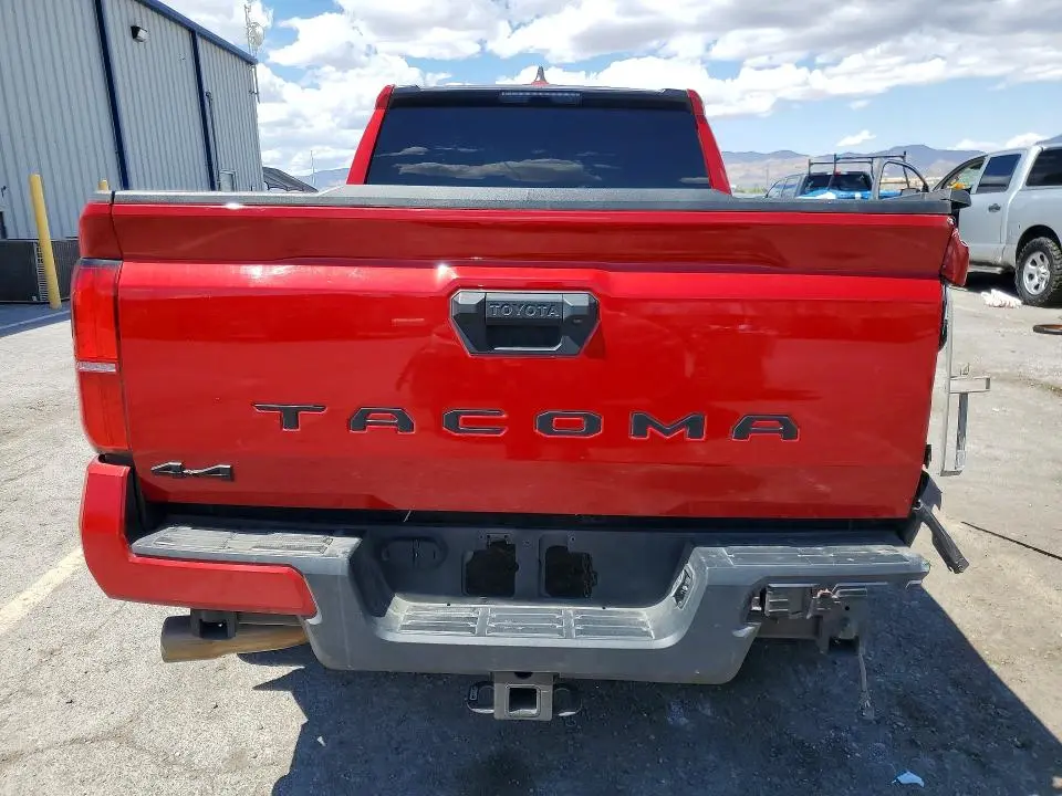 2024 TOYOTA TACOMA SR5  