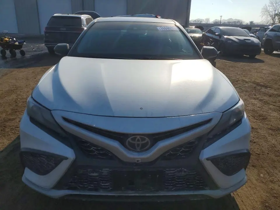 2021 TOYOTA CAMRY XSE  