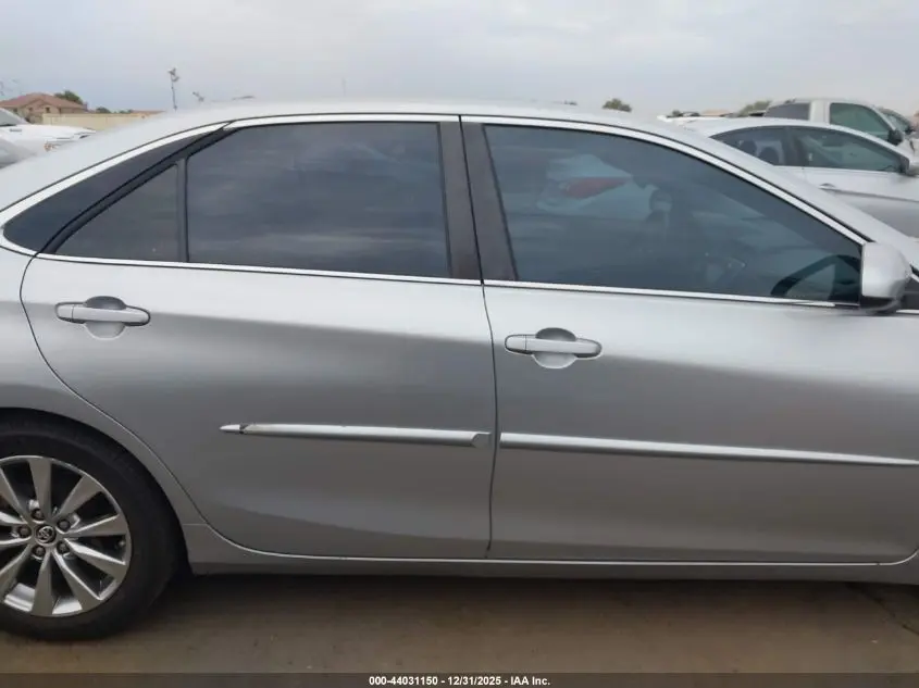 2015 TOYOTA CAMRY HYBRID XLE