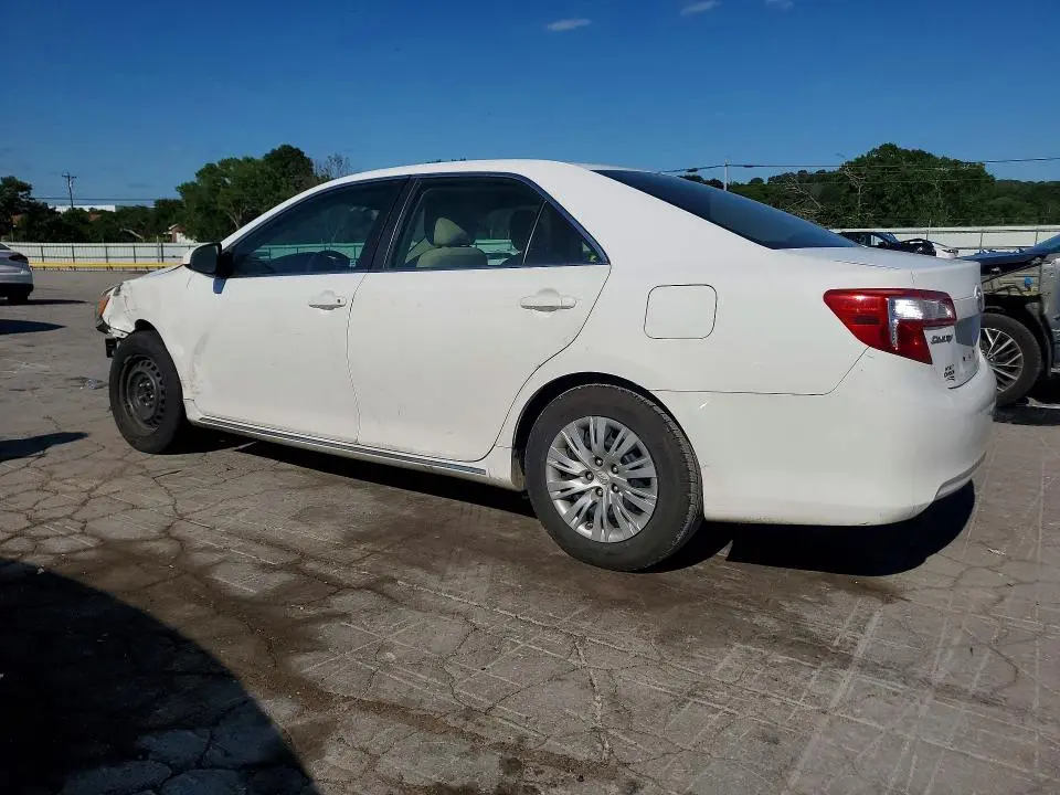 2013 TOYOTA CAMRY LE  