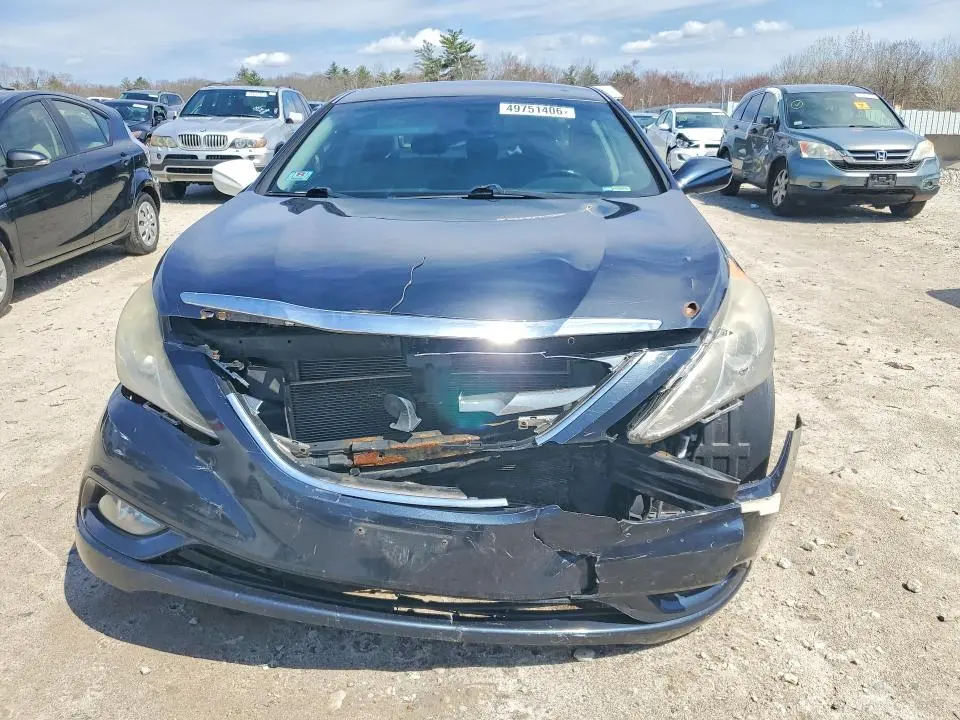 2013 HYUNDAI SONATA SE  