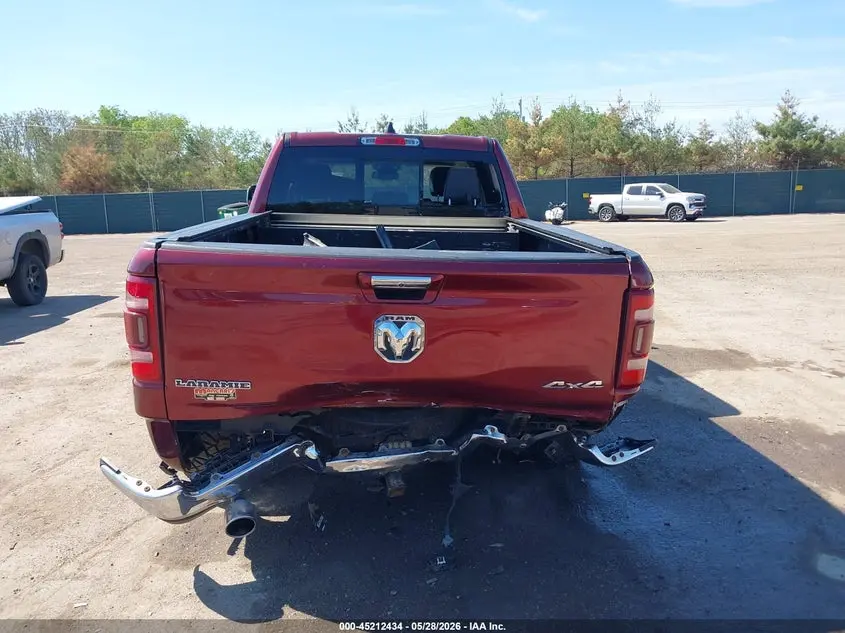 2019 RAM 1500 LARAMIE  4X4 6'4 BOX