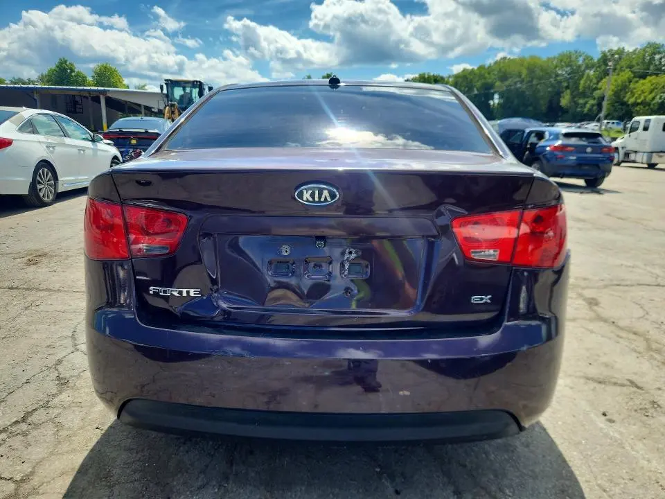 2010 KIA FORTE EX  