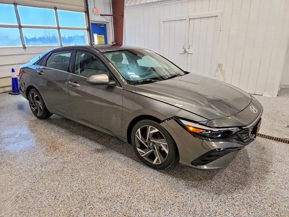 2025 HYUNDAI ELANTRA SEL CONVENIENCE  