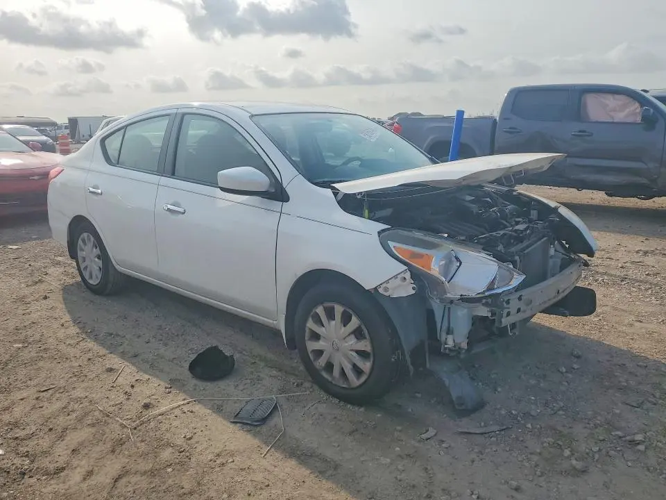 2016 NISSAN VERSA 1.6 SV  