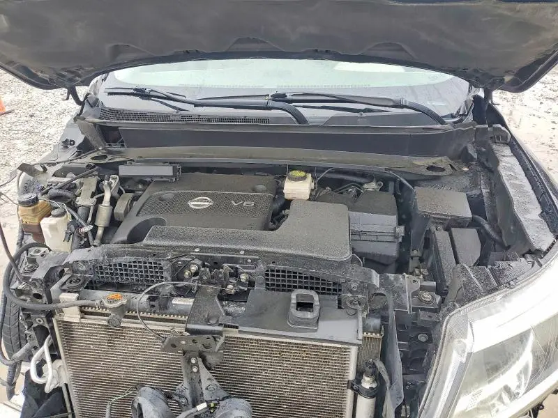 2015 NISSAN PATHFINDER SL  