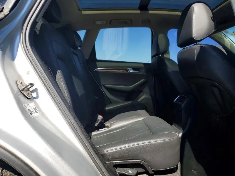 2011 AUDI Q5 PREMIUM  