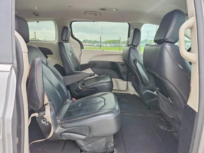 2017 CHRYSLER PACIFICA TOURING L  