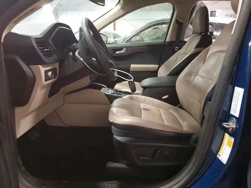 2020 FORD ESCAPE TITANIUM  