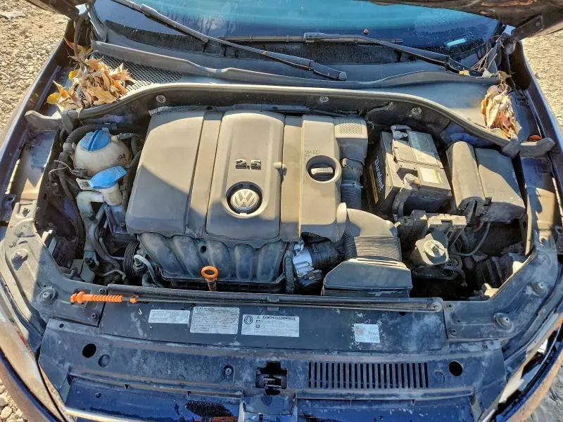 2012 VOLKSWAGEN PASSAT S  