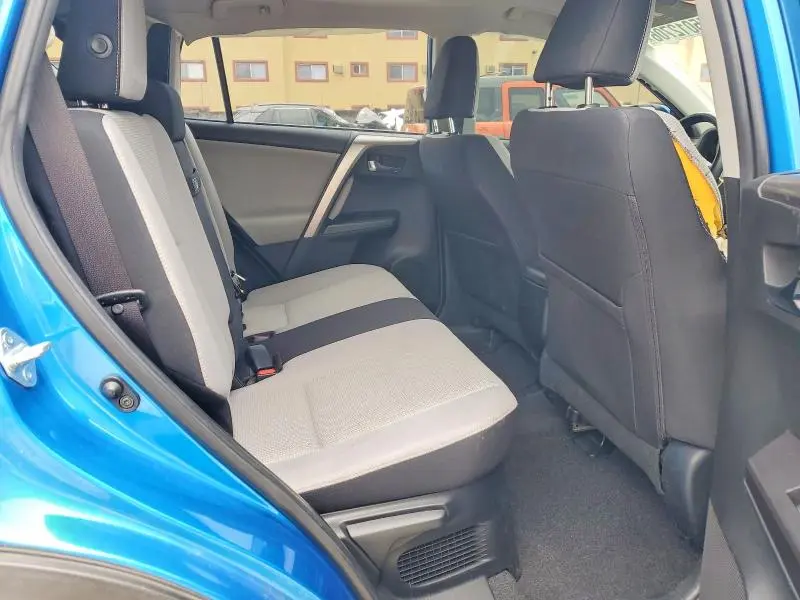 2016 TOYOTA RAV4 HV XLE  