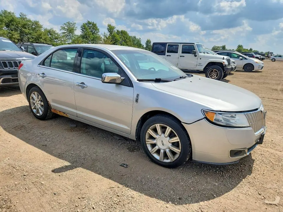 2012 LINCOLN MKZ   