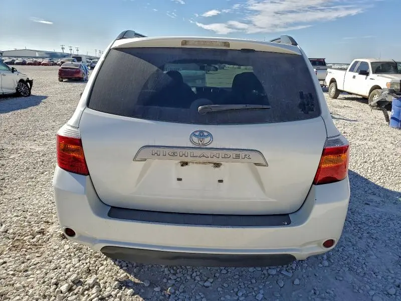 2010 TOYOTA HIGHLANDER   