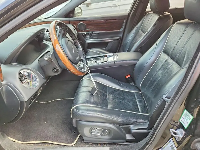2014 JAGUAR XJL PORTFOLIO  