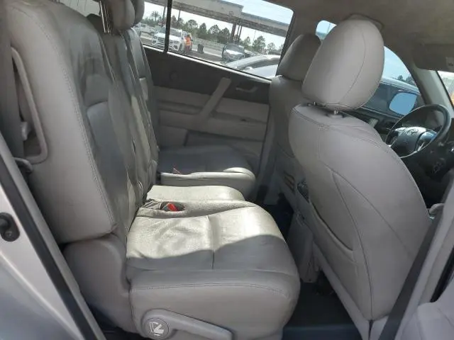 2011 TOYOTA HIGHLANDER BASE  