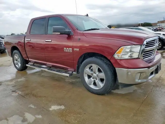 2016 RAM 1500 SLT  