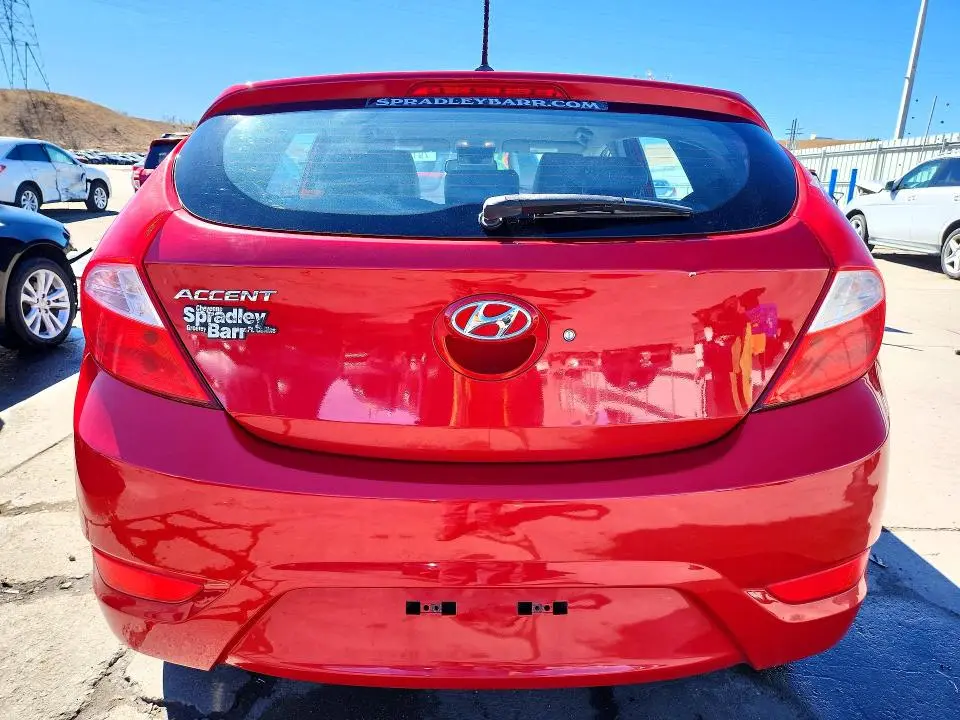 2013 HYUNDAI ACCENT GS  