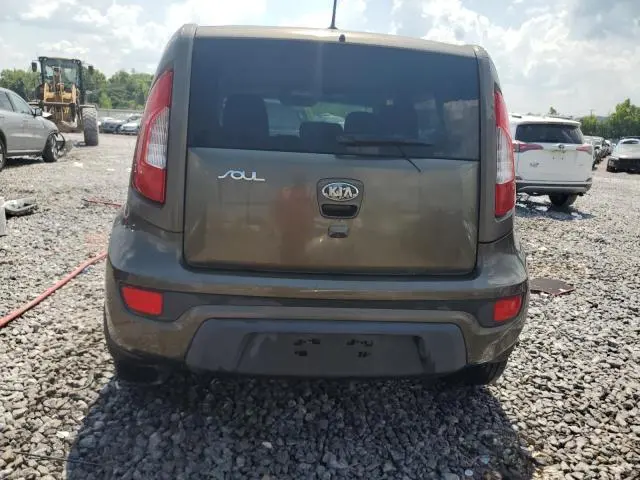 2013 KIA SOUL +  