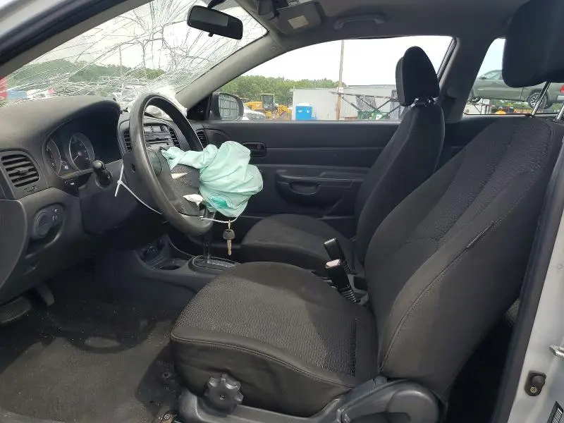 2011 HYUNDAI ACCENT GL  