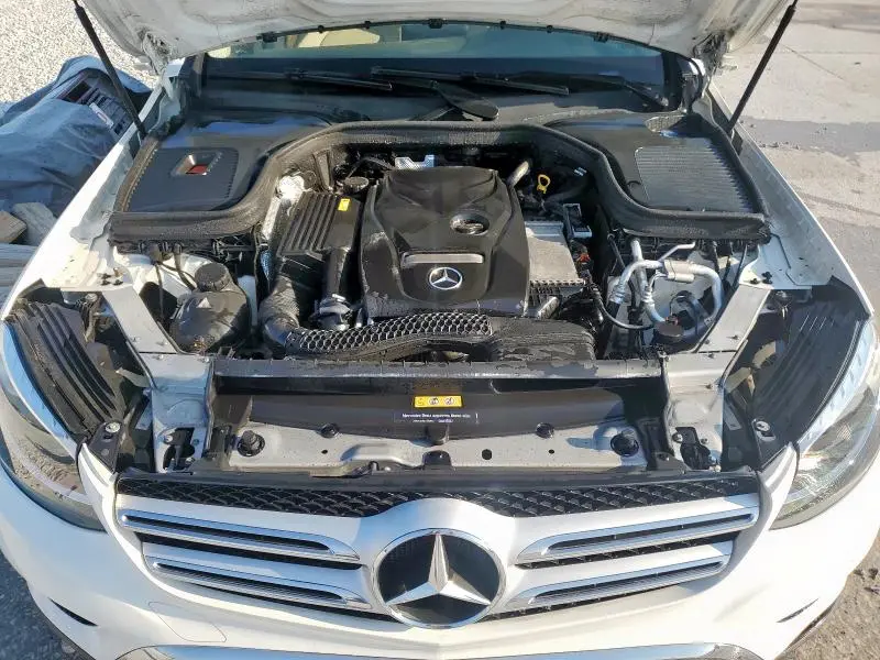 2017 MERCEDES-BENZ GLC 300  