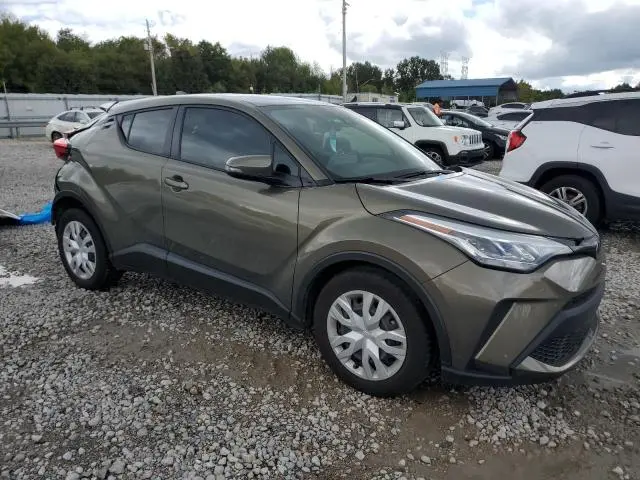 2021 TOYOTA C-HR XLE  