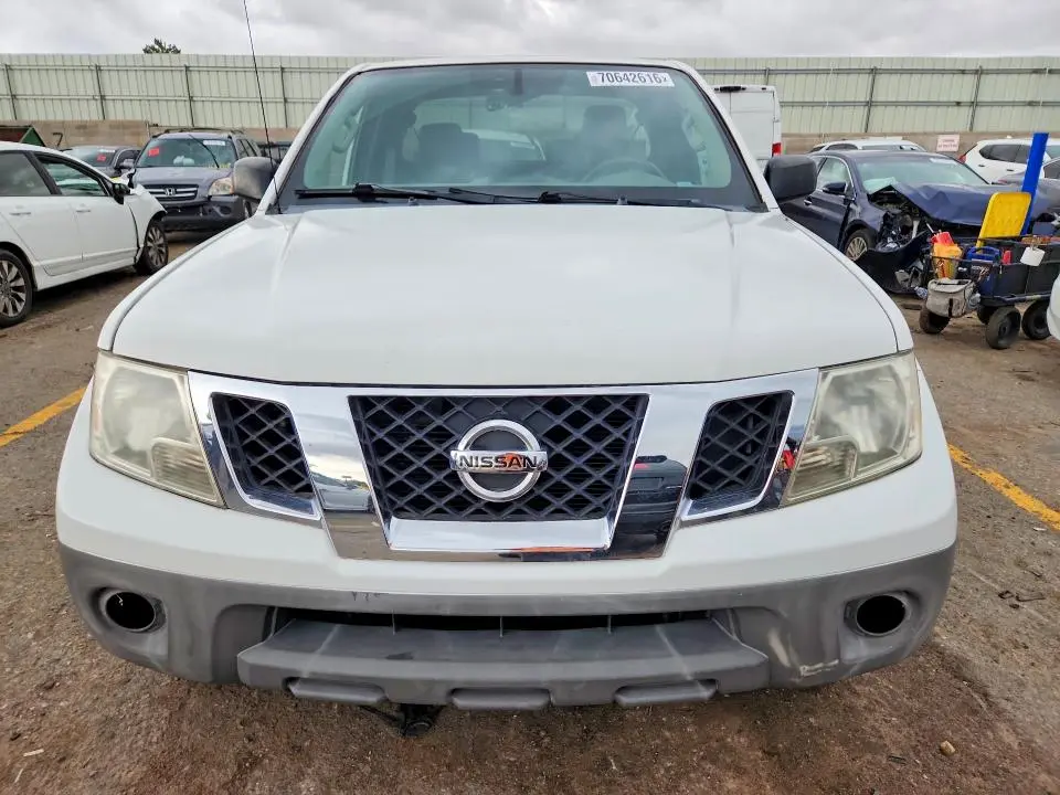 2016 NISSAN FRONTIER S  
