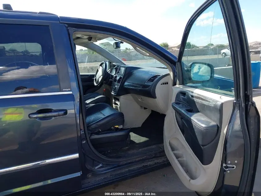 2014 CHRYSLER TOWN & COUNTRY TOURING