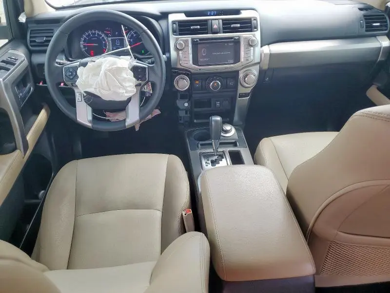2018 TOYOTA 4RUNNER SR5/SR5 PREMIUM  