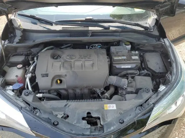 2022 TOYOTA C-HR XLE  